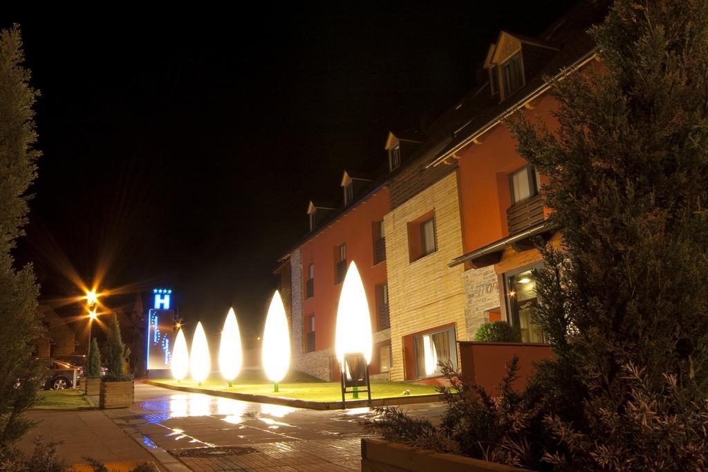 Nubahotel Vielha Exterior foto